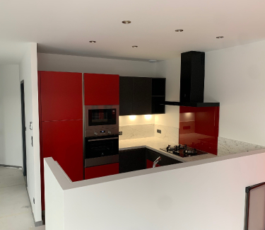 Des cuisines hautes en couleur