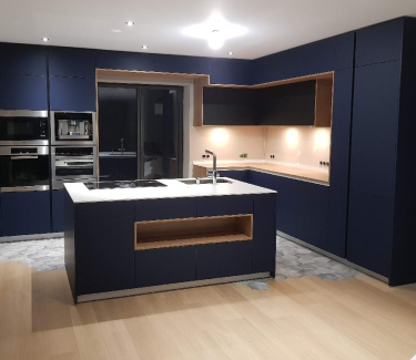 Des cuisines hautes en couleur