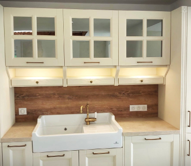 Nos cuisines avec portes à cadre, un look tendance et intemporel